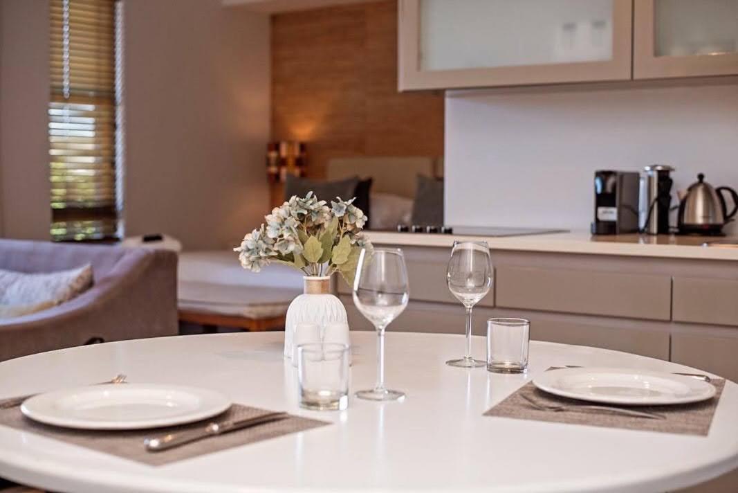 Luxury Studio 106 นิสนา ภายนอก รูปภาพ